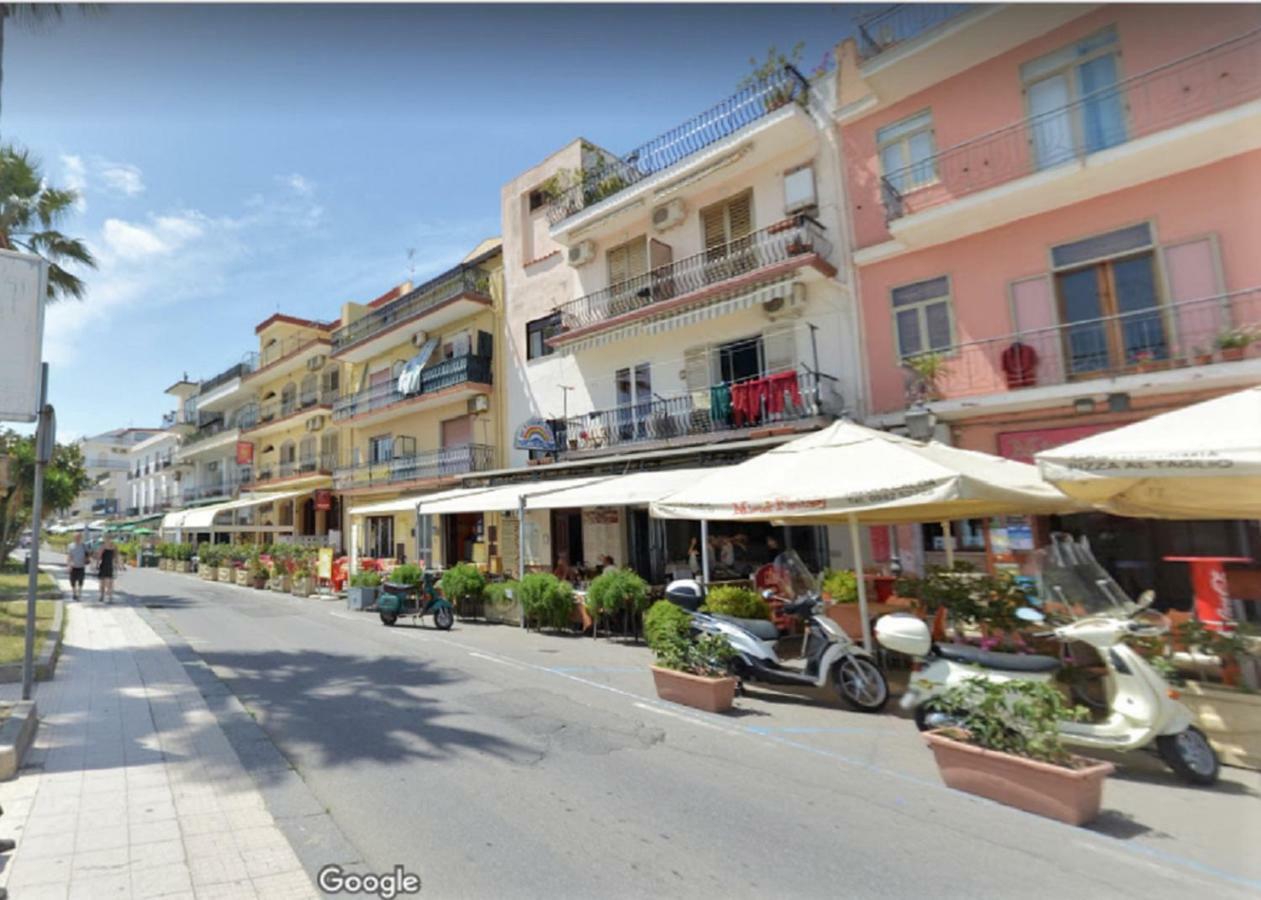 Hippocampus B&B Giardini Naxos Exterior photo